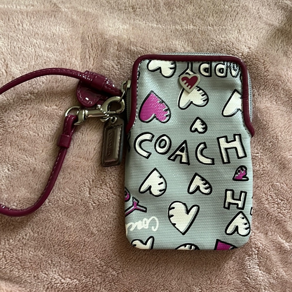 Coach poppy wristlet